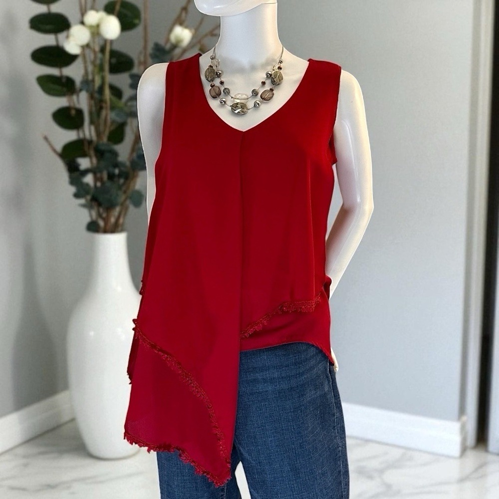 Fisoul Brand Dressy Asymmetrical Red Women's Tank Size Small Vibrant Color NWT!